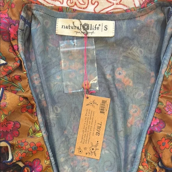 NATURAL LIFE Blue and Red Ruffled Peplum Blouse - Picture 2 of 3